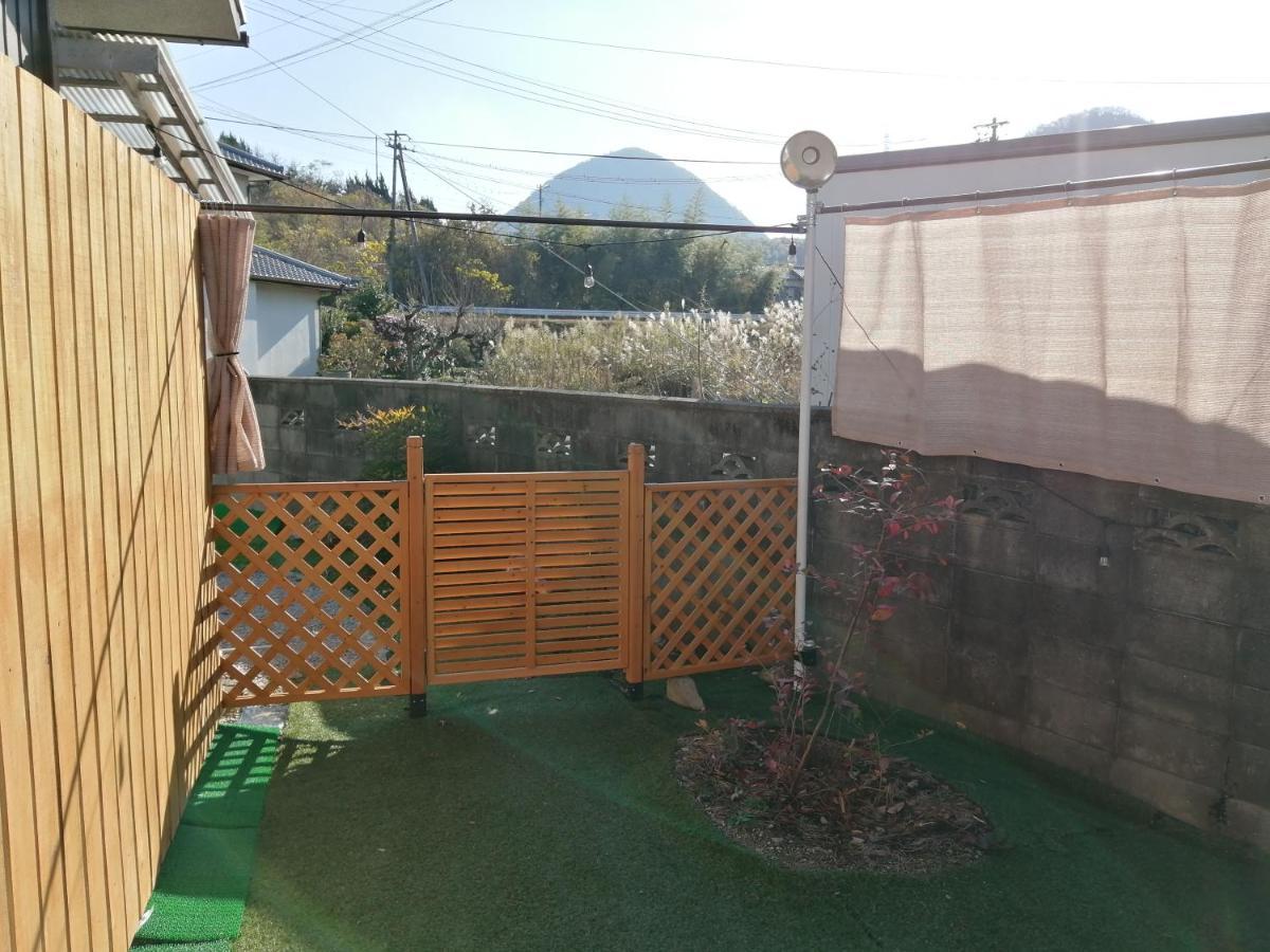 Kaeru Guest House Takamatsu Exterior photo